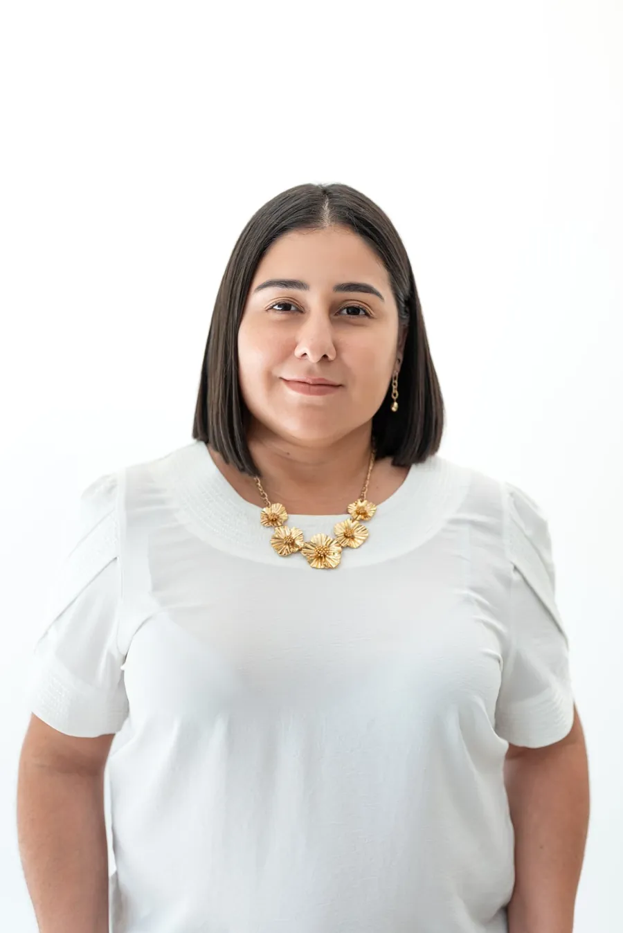 Noelia Gutierrez — Abogada y Notaria / Attorney and Notary